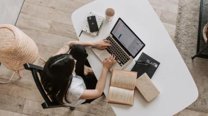 Студенты начали жульничать с помощью ChatGPT