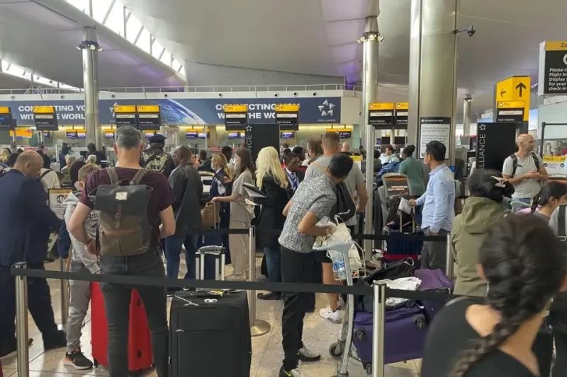 В Британии отменят ограничения на провоз жидкостей в самолётах