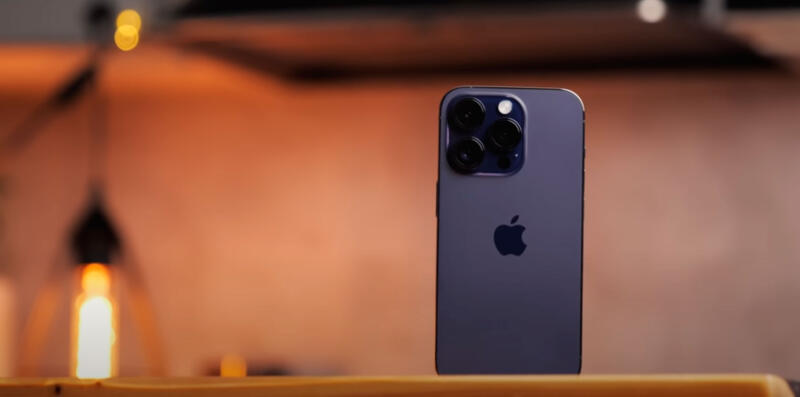 iPhone 14 отказывается работать в российских сетях