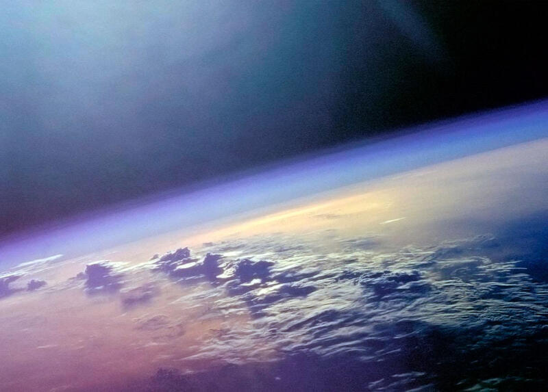 Спутник «Космос-2222», предназначенный для раннего предупреждения о ракетном нападении, сошел с орбиты Земли и сгорел в атмосфере